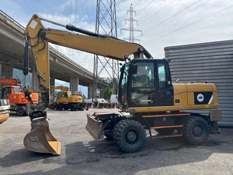 CATERPILLAR M318D