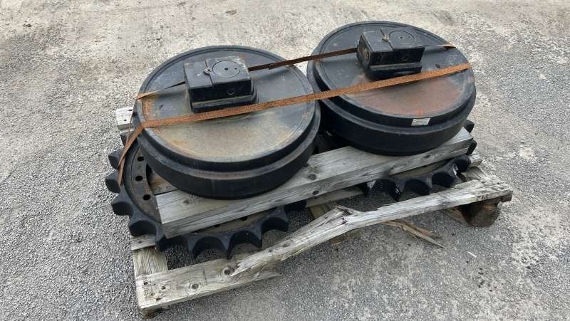 HITACHI 2 Roues + 2 Barbotins