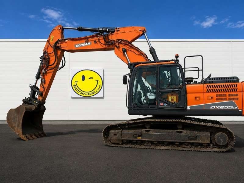 DOOSAN DX255LC-5