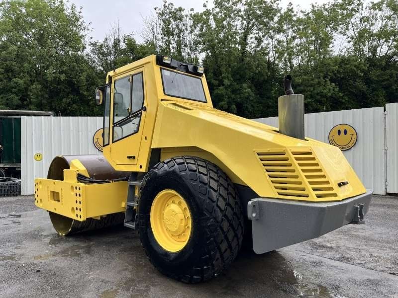 BOMAG BW216 D-3