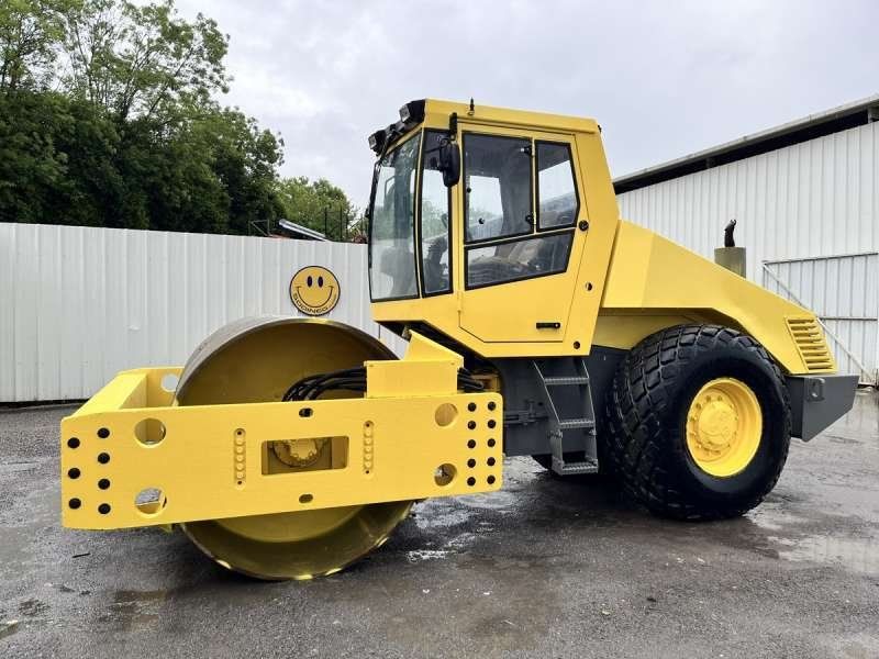 BOMAG BW216 D-3