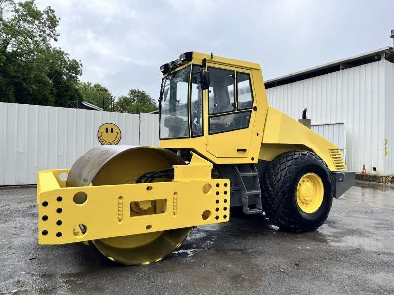 BOMAG BW216 D-3