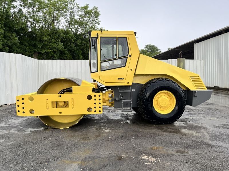 BOMAG BW216 D-3