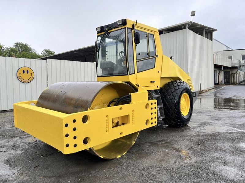 BOMAG BW216 D-3