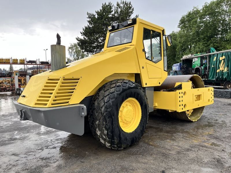 BOMAG BW216 D-3