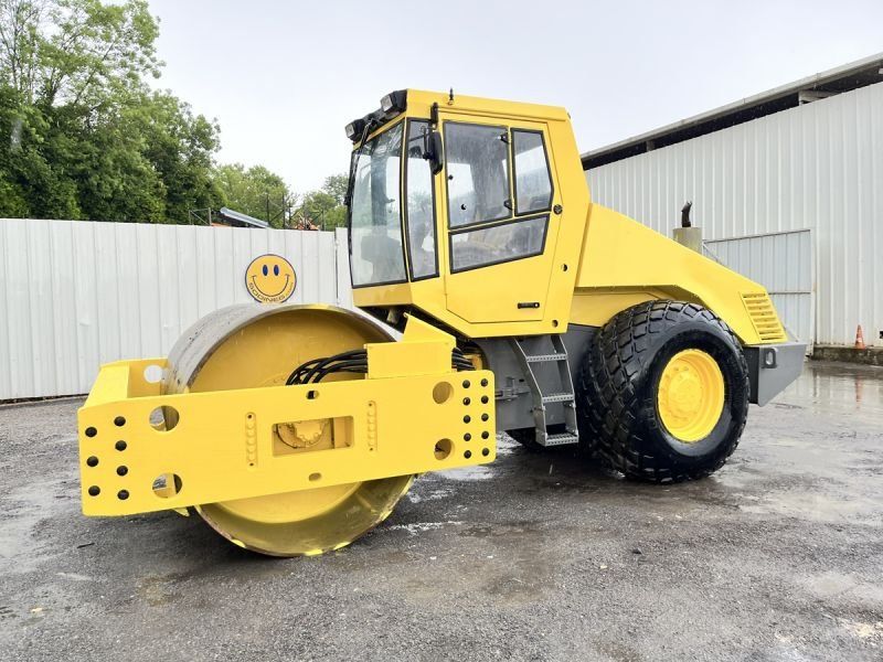 BOMAG BW216 D-3