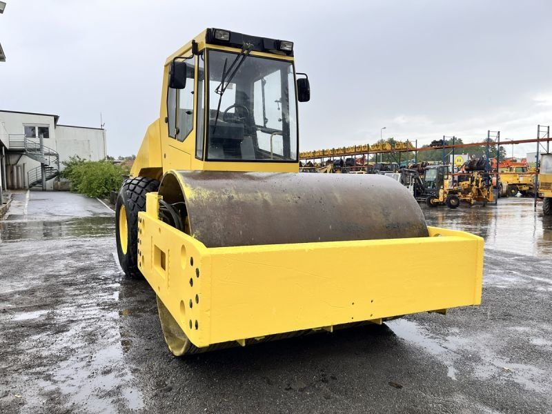 BOMAG BW216 D-3