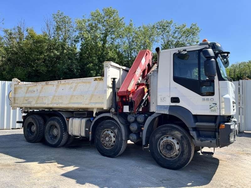 IVECO GRUE TRAKKER 360 8X4