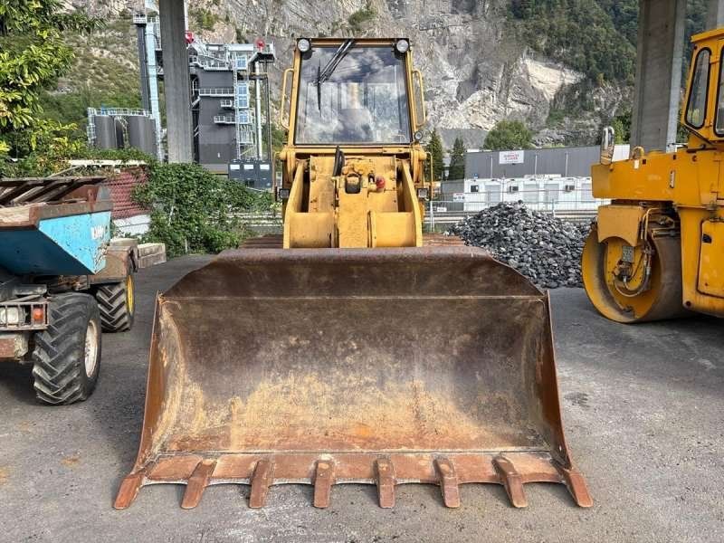 CATERPILLAR 953