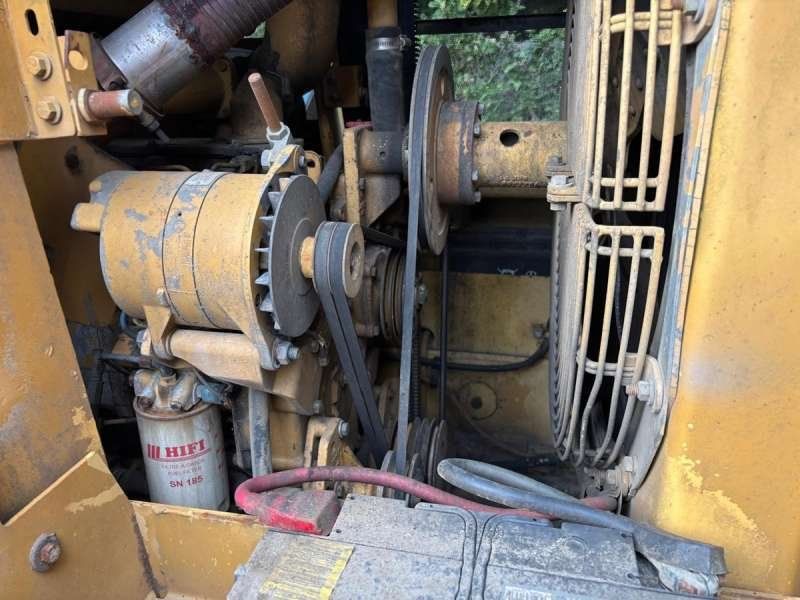 CATERPILLAR 953