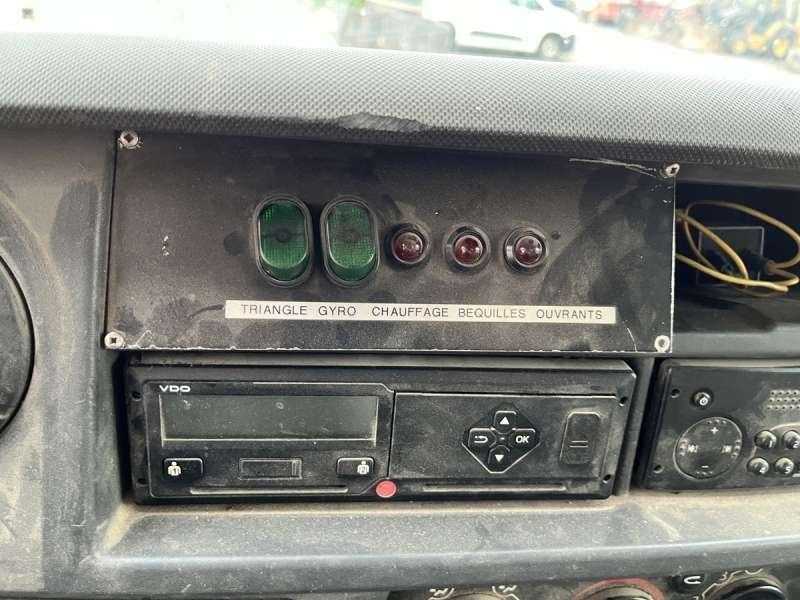 RENAULT MASCOTT 160DXI