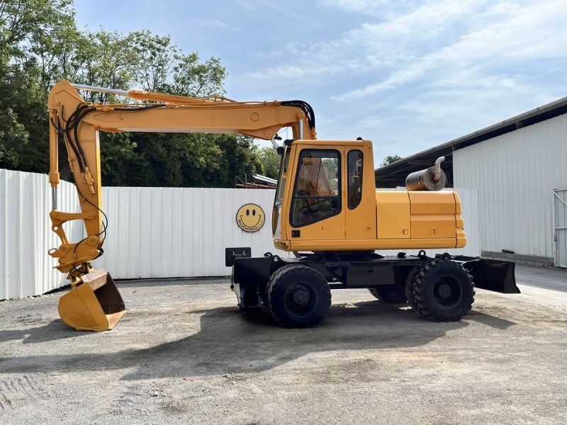 CATERPILLAR M315