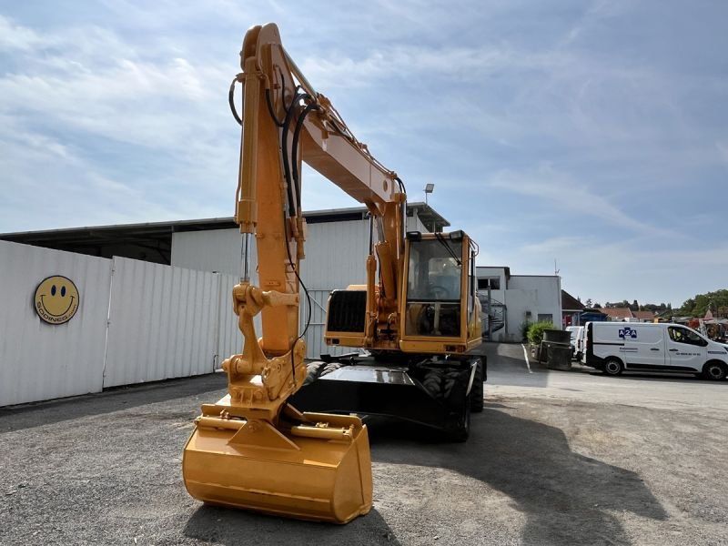 CATERPILLAR M315