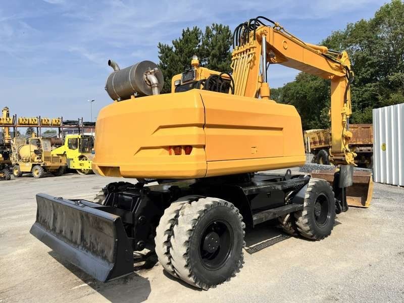 CATERPILLAR M315