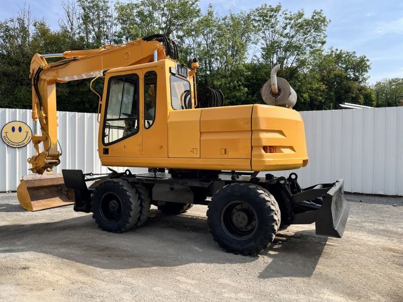 CATERPILLAR M315