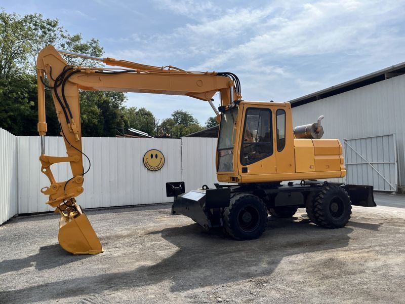 CATERPILLAR M315
