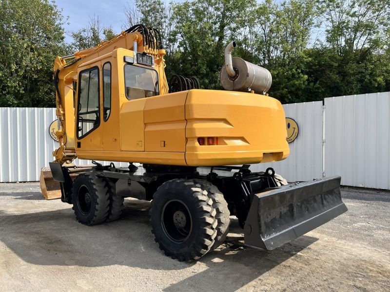 CATERPILLAR M315