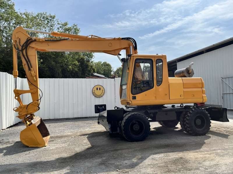 CATERPILLAR M315