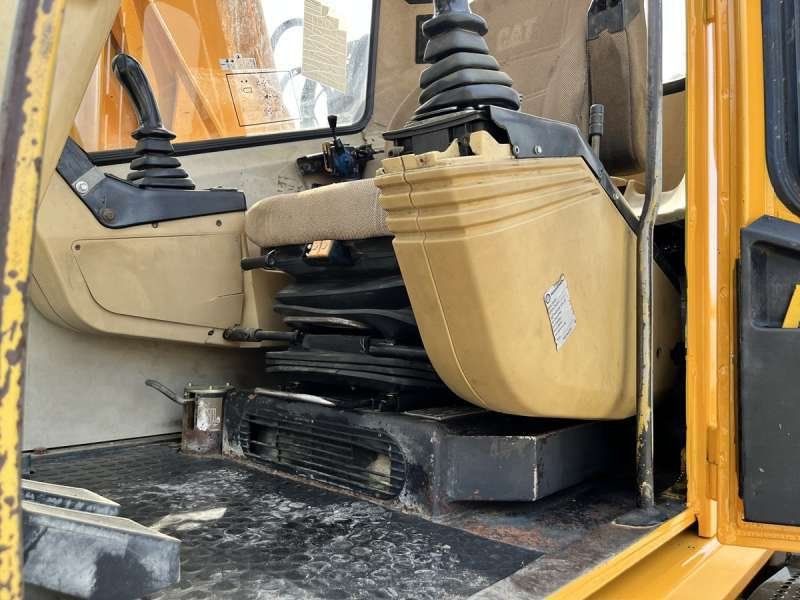 CATERPILLAR M315