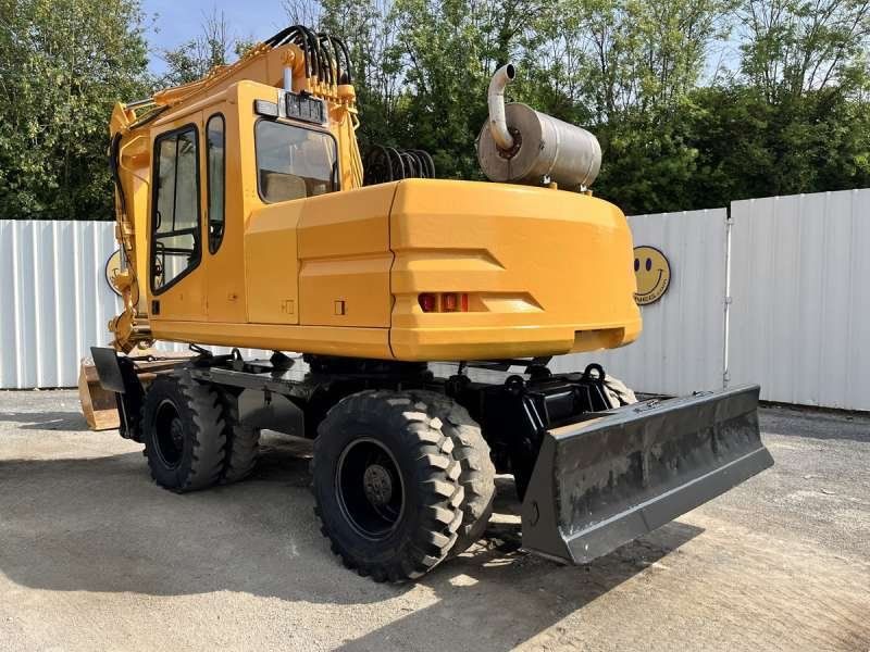 CATERPILLAR M315