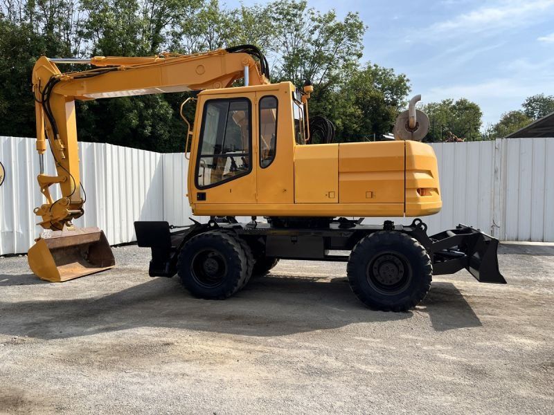 CATERPILLAR M315