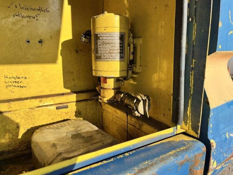 CATERPILLAR M315