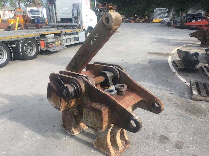 AUTRE Pelles 20/25 Tonnes