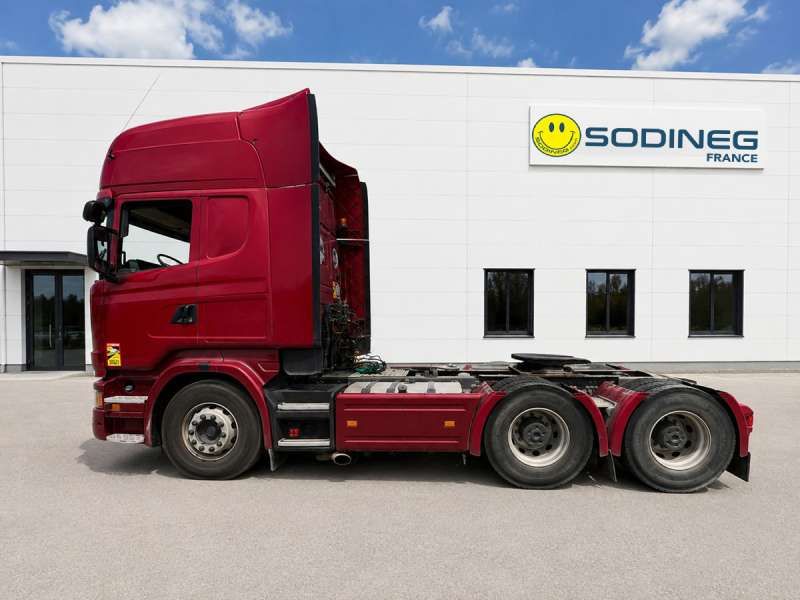 SCANIA R560 6X4