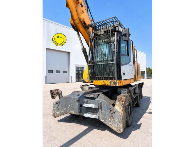 LIEBHERR LH24M LITRONIC (6,60m + 5m)