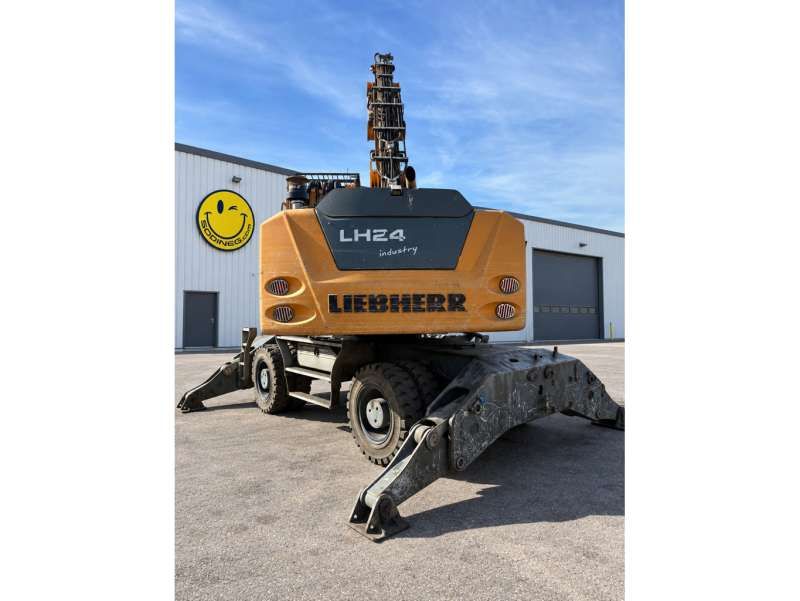 LIEBHERR LH24M LITRONIC (6,60m + 5m)