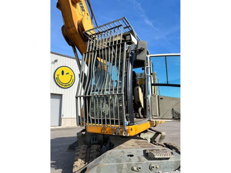 LIEBHERR LH24M LITRONIC (6,60m + 5m)