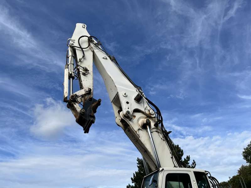LIEBHERR R944C HDSL LITRONIC