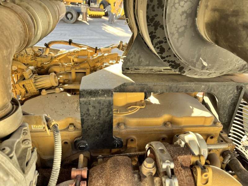 CATERPILLAR CS76B