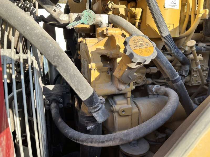 CATERPILLAR CS76B
