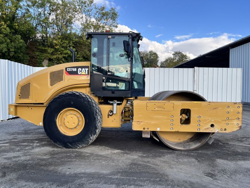 CATERPILLAR CS76B