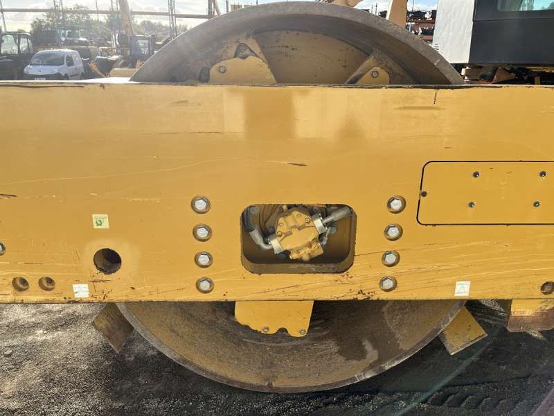 CATERPILLAR CS76B
