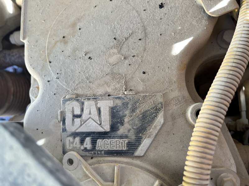 CATERPILLAR CS76B