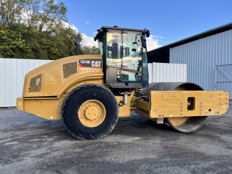CATERPILLAR CS76B
