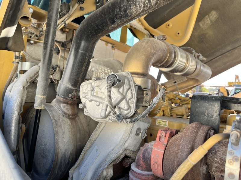 CATERPILLAR CS76B