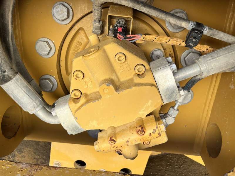CATERPILLAR CS76B