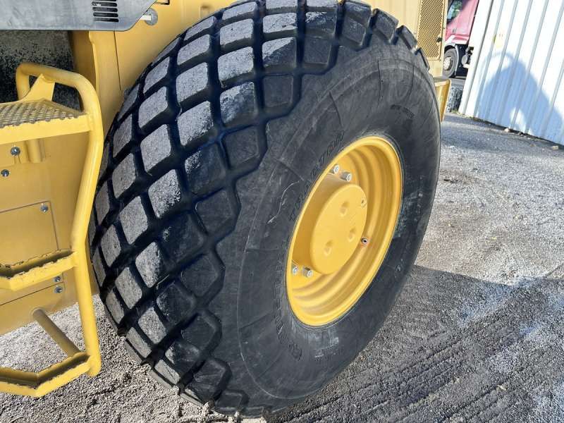 CATERPILLAR CS76B