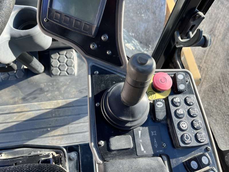 CATERPILLAR CS76B