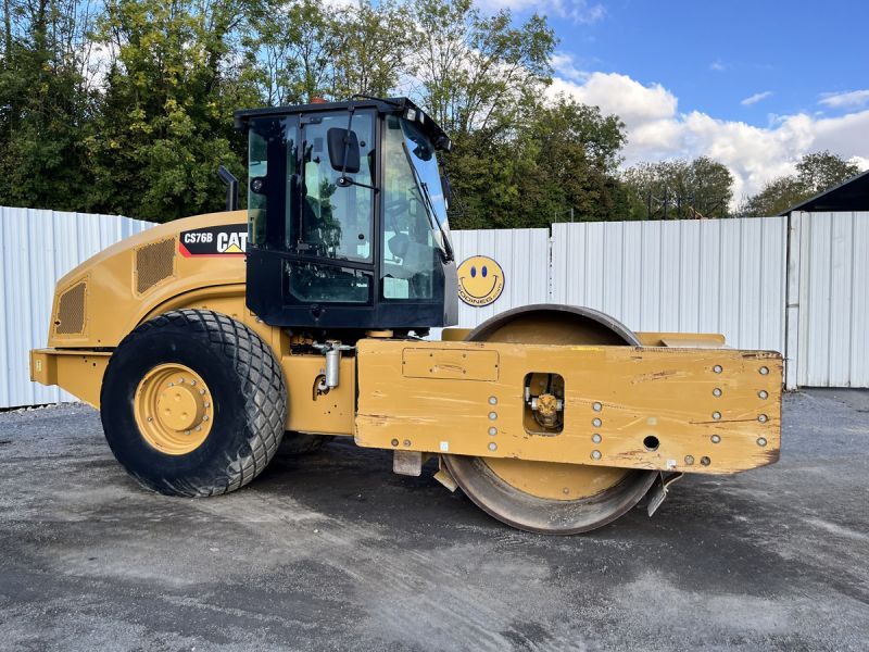 CATERPILLAR CS76B