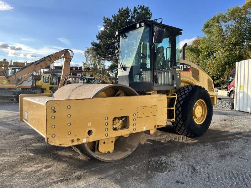 CATERPILLAR CS76B