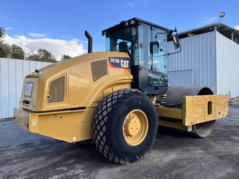 CATERPILLAR CS76B