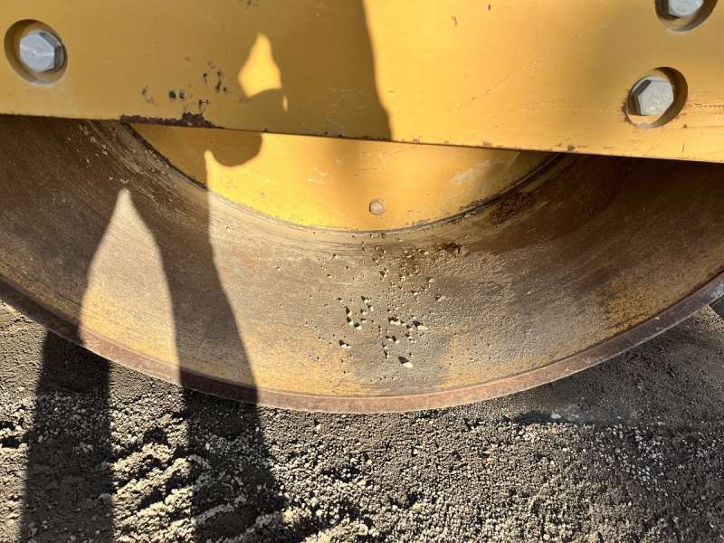 CATERPILLAR CS76B