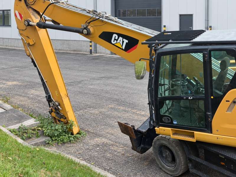 CATERPILLAR MH3022