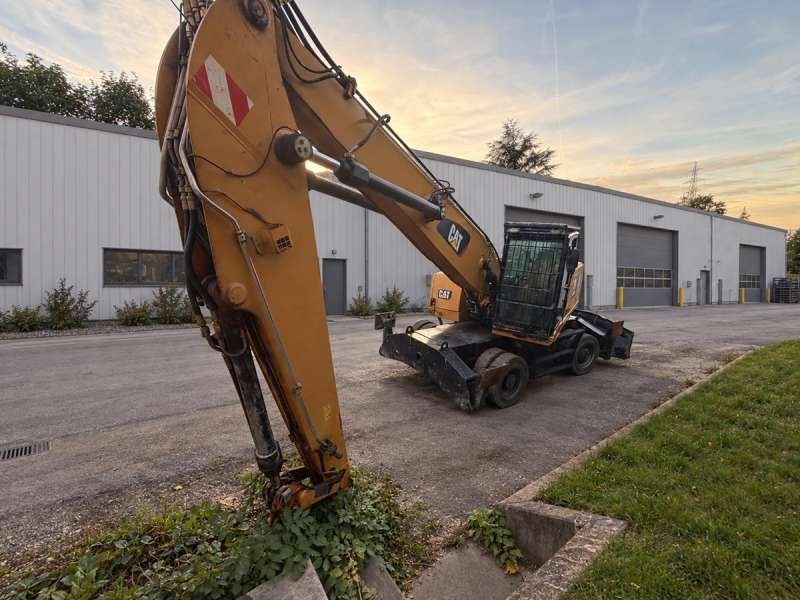 CATERPILLAR MH3022