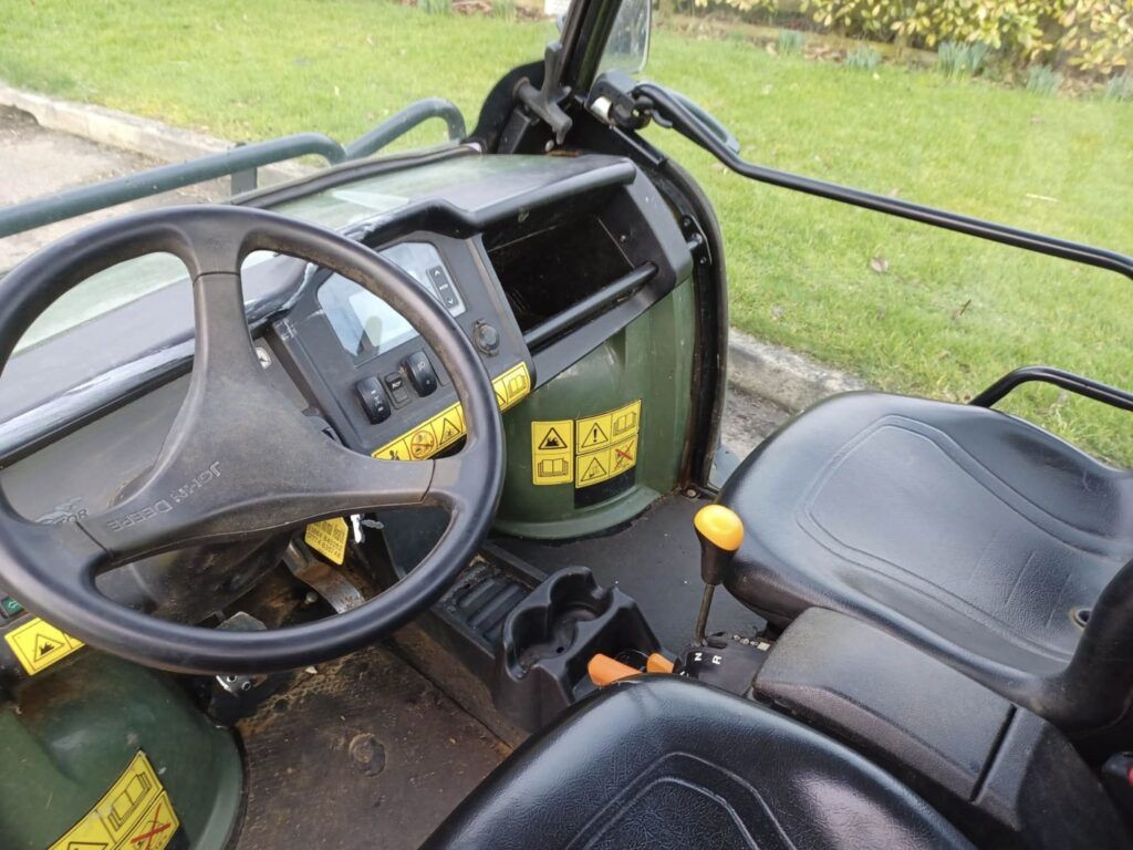 John Deere Gator 855D