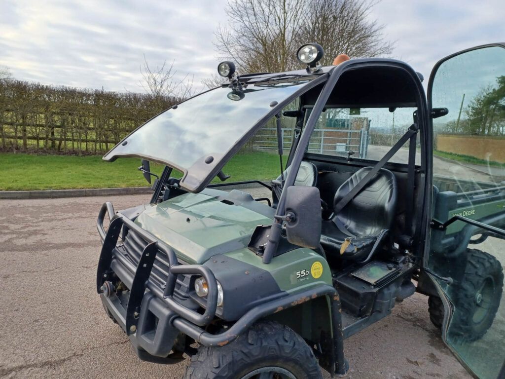John Deere Gator 855D